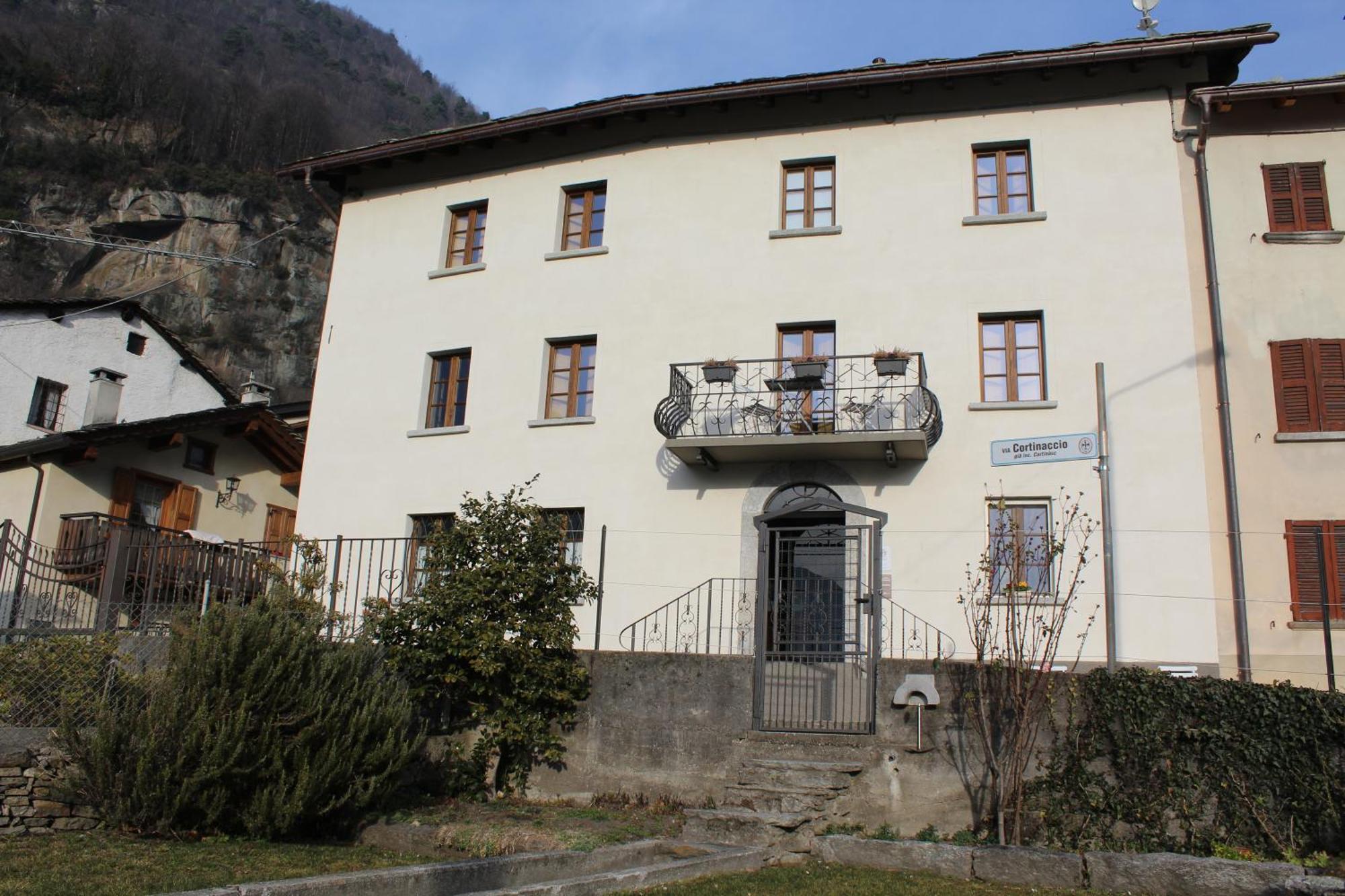 Casa Pasini-Foresteria Piuro Exterior foto